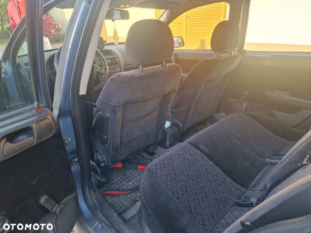 Opel Astra - 4