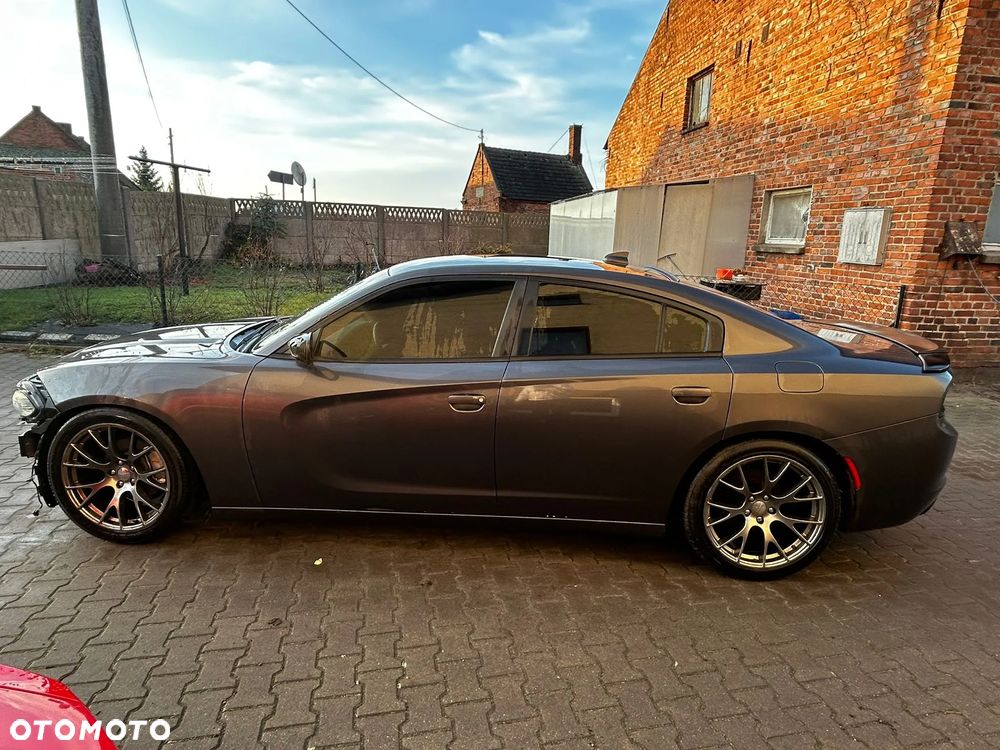 Dodge Charger - 9