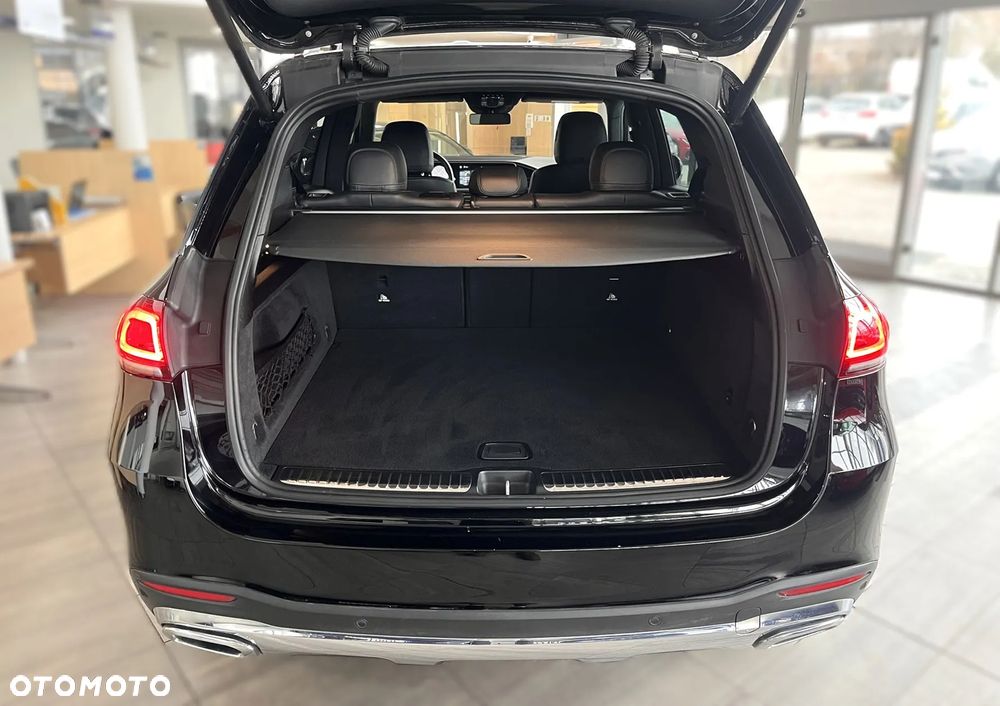Mercedes-Benz GLE - 29