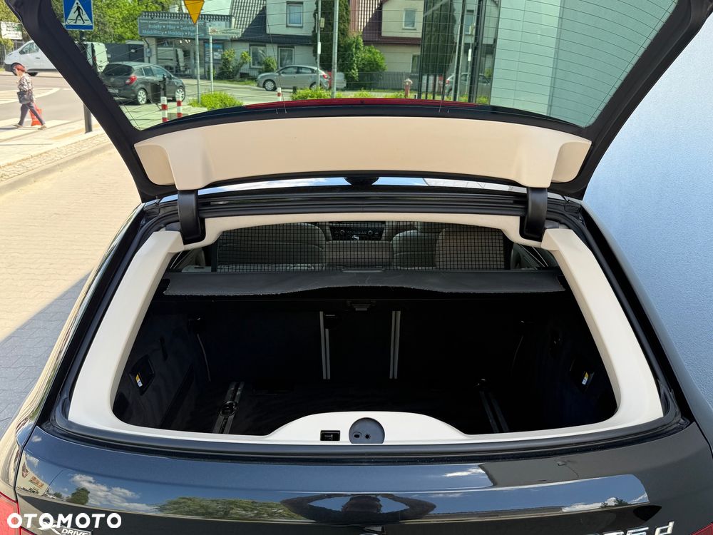 BMW Seria 5 525d Sport-Aut - 17