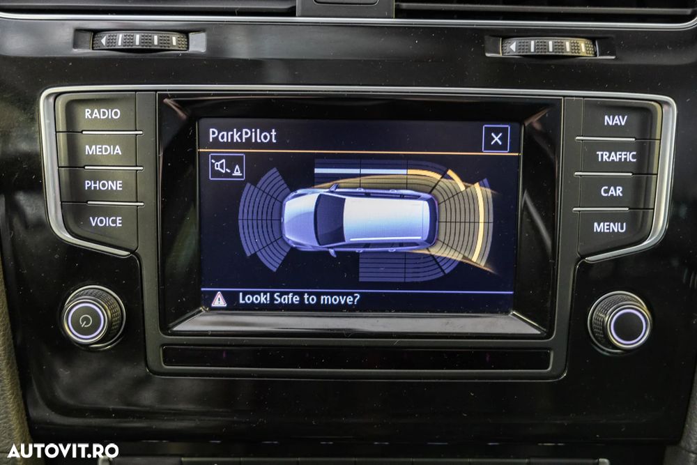 Volkswagen Golf 2.0 TDI BMT Highline - 18