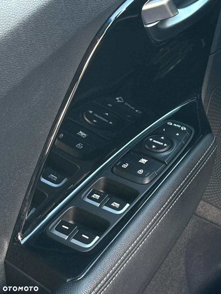 Kia Niro 1.6 GDI Hybrid L - 26