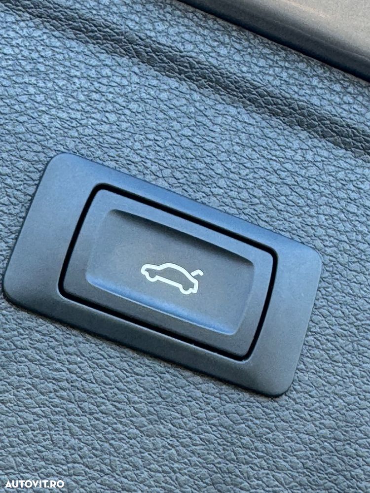 Audi Q5 2.0 TDI Quattro S tronic design - 8