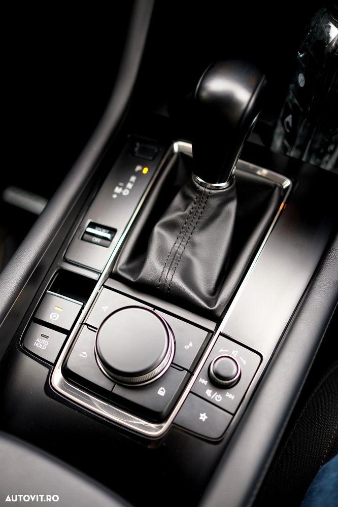 Mazda 3 e-Skyactiv X186 AT MHEV GT+ - 17