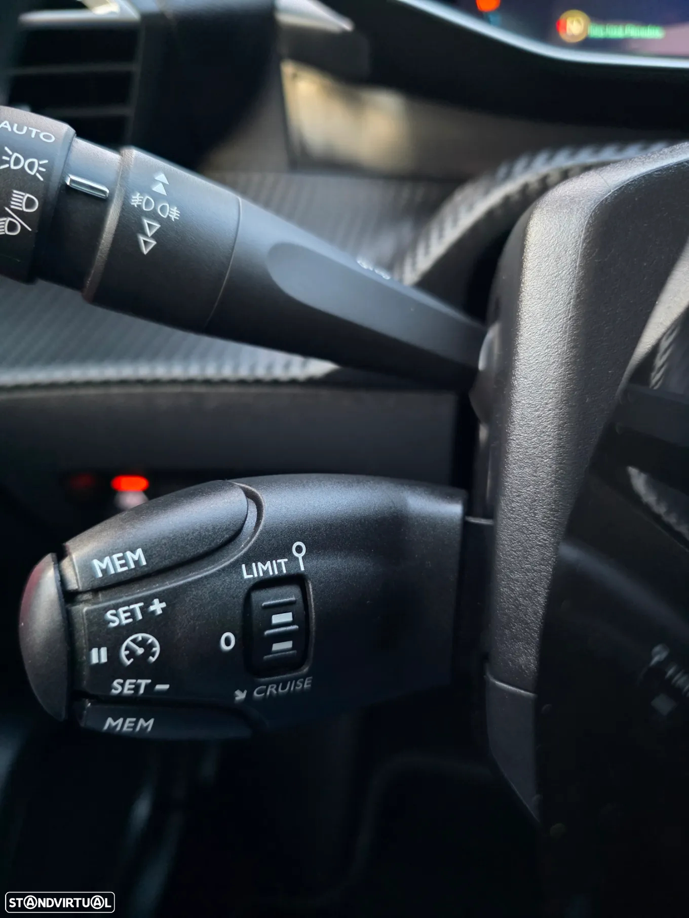 Peugeot e-2008 50 kWh GT Line - 29