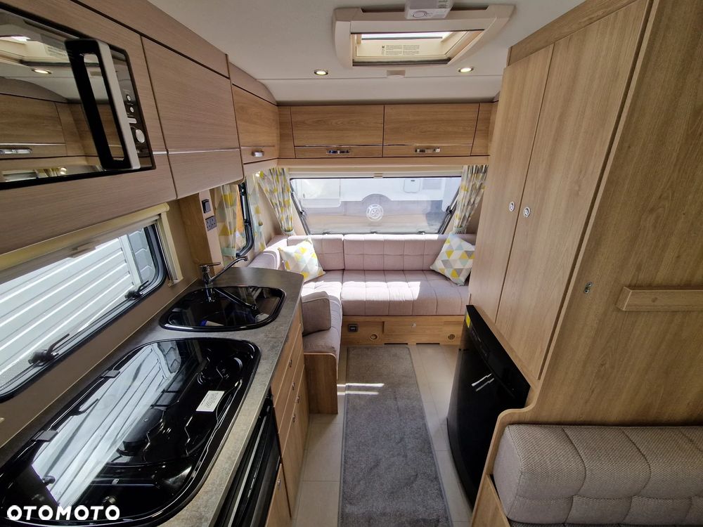 Elddis Xplore 304 - 2