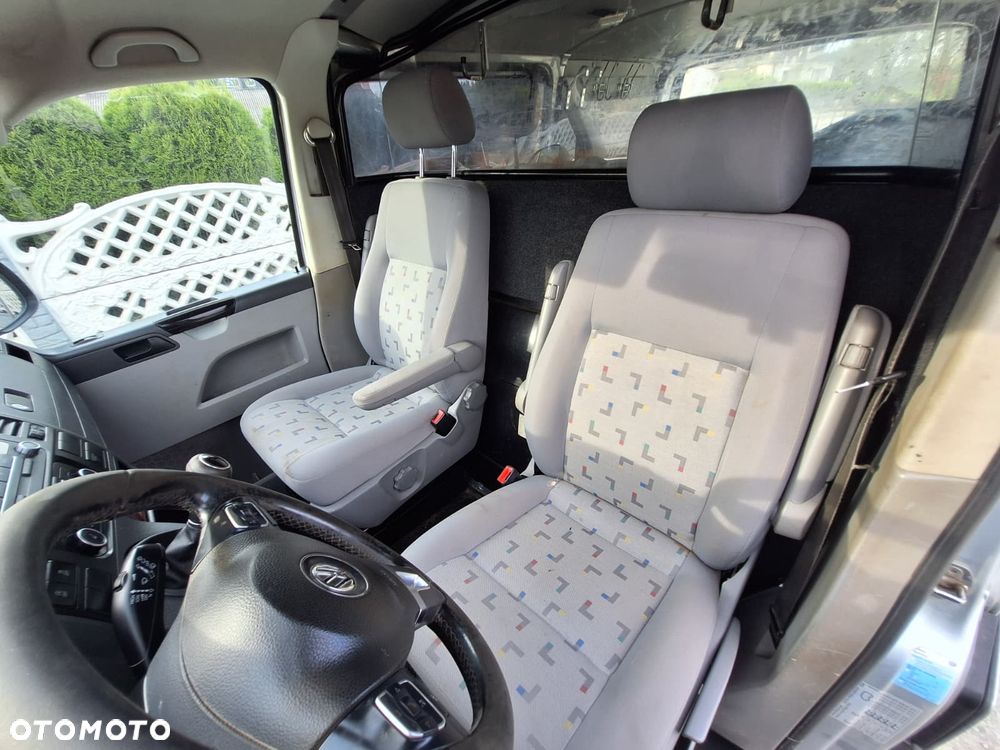 Volkswagen transporter t5 - 13