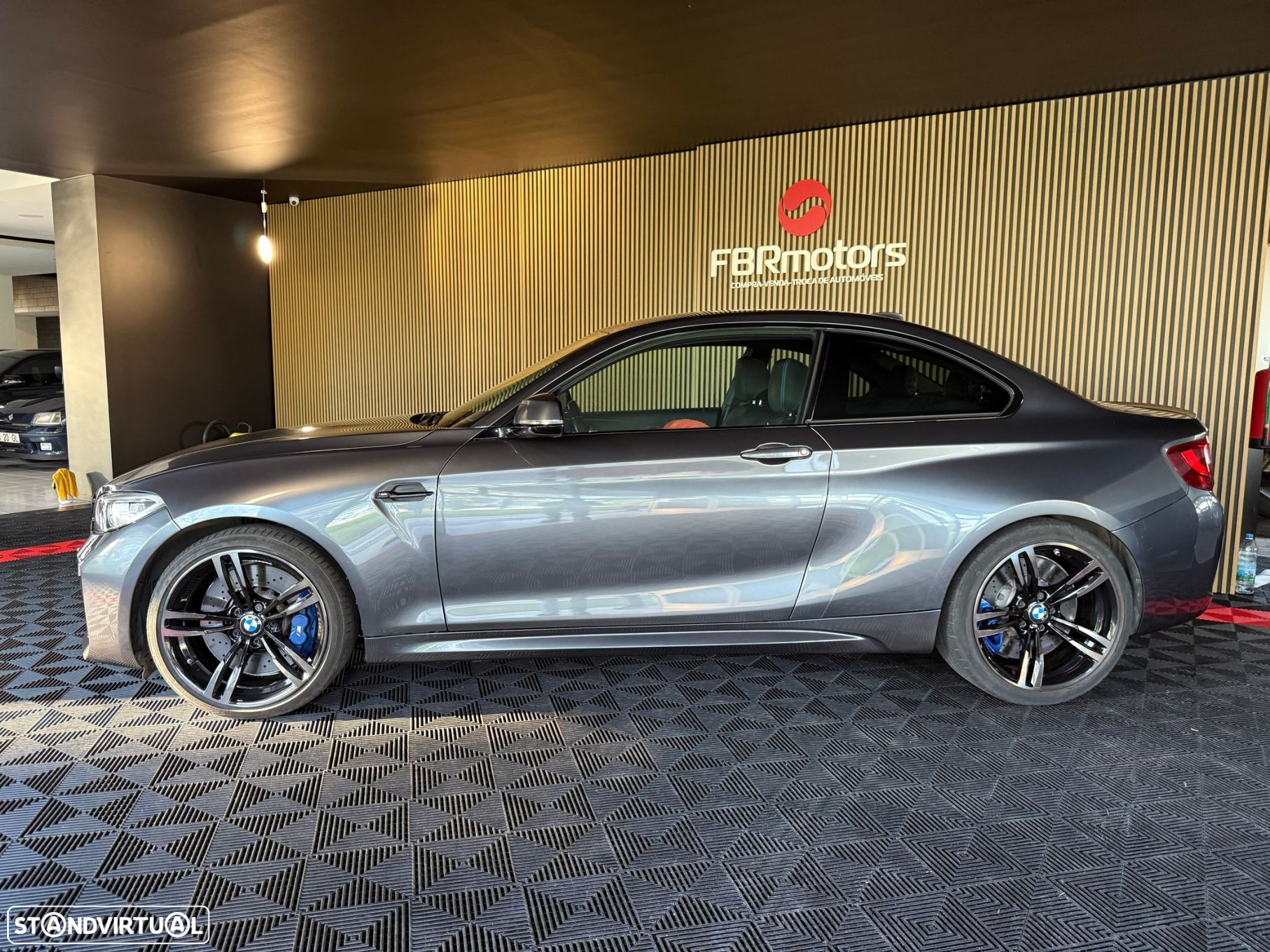 BMW M2 Auto - 4