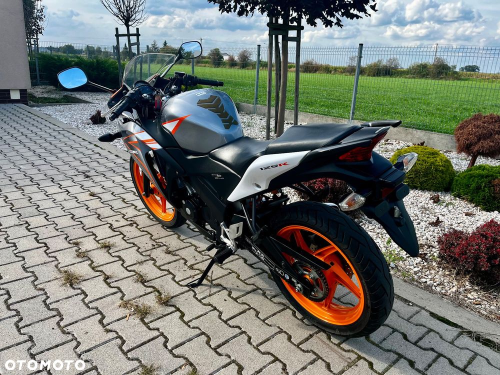 Honda CBR - 8