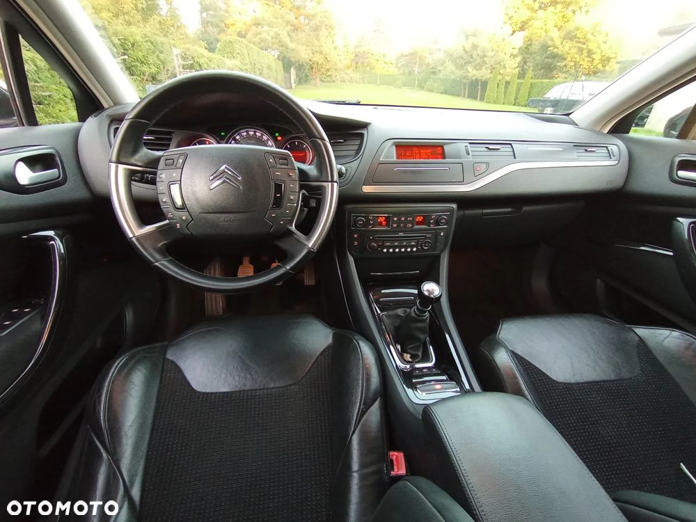 Citroën C5 HDi 140 FAP Exclusive - 14