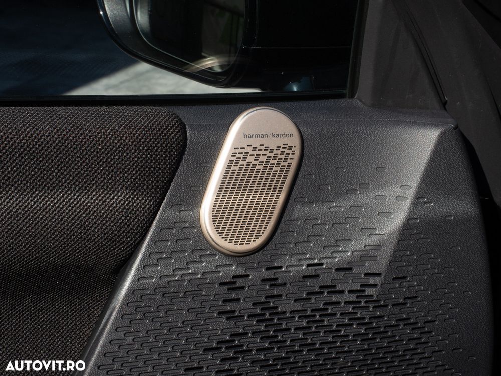 Mini Cooper E John Works Trim - 30