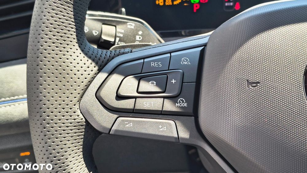 Volkswagen Tiguan - 21