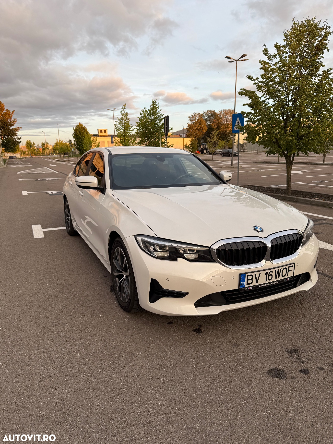 BMW Seria 3 320i Aut. - 5