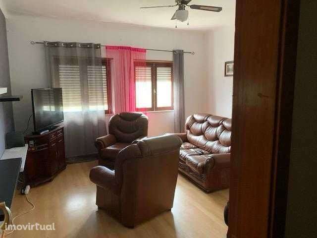 Andar de Moradia com garagem - Grande imagem: 5/11