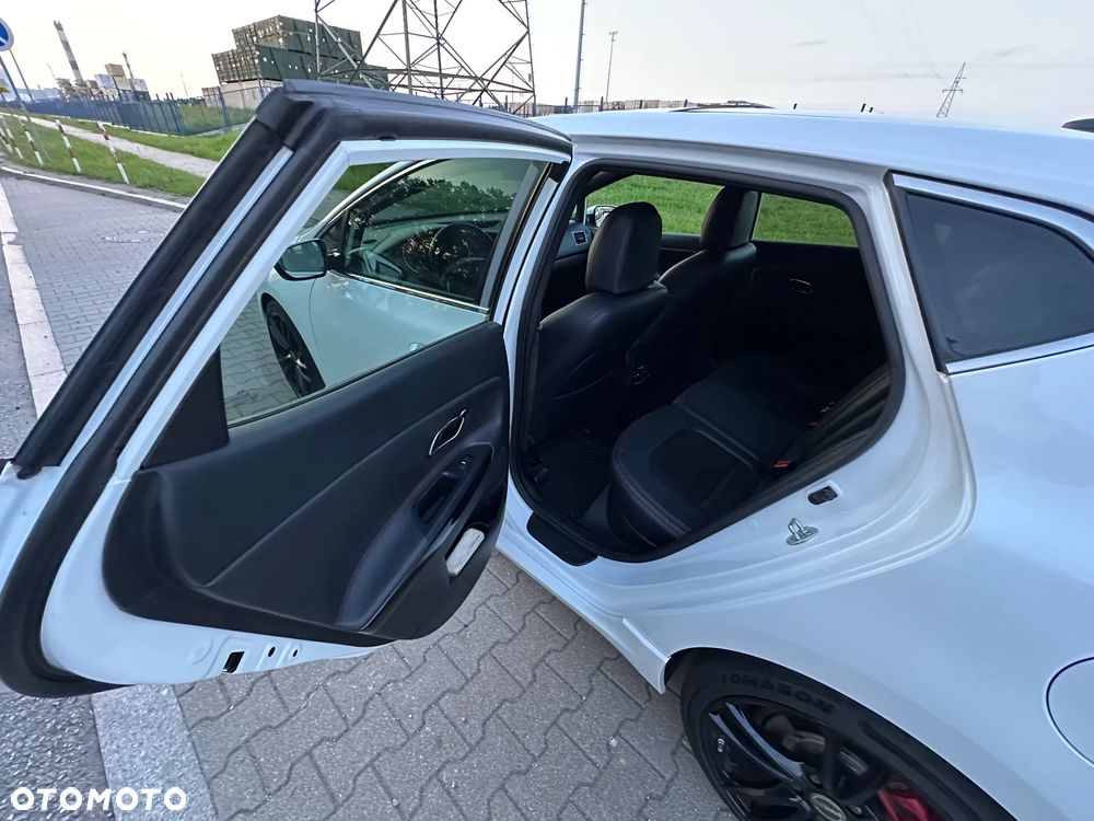 Kia Ceed Cee'd 1.6 T-GDI GT XL - 3