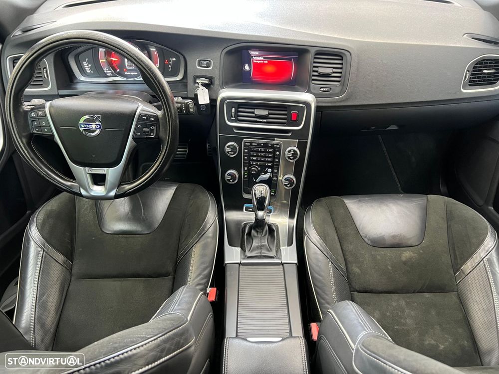 Volvo V60 2.4 D6 R-Design Sum.AWD Phev - 20