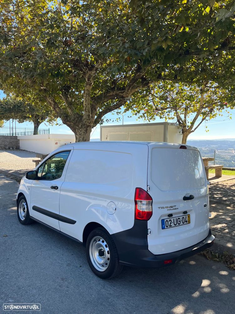 Ford Courier - 4