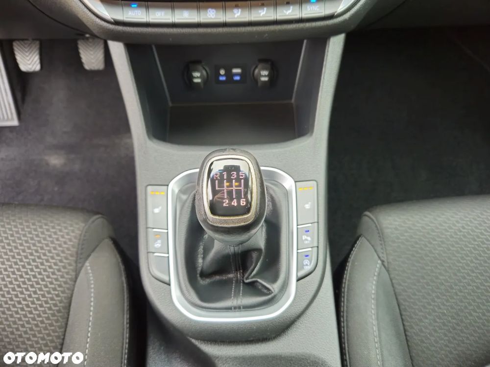 Hyundai i30 1.0 T-GDI YES - 21