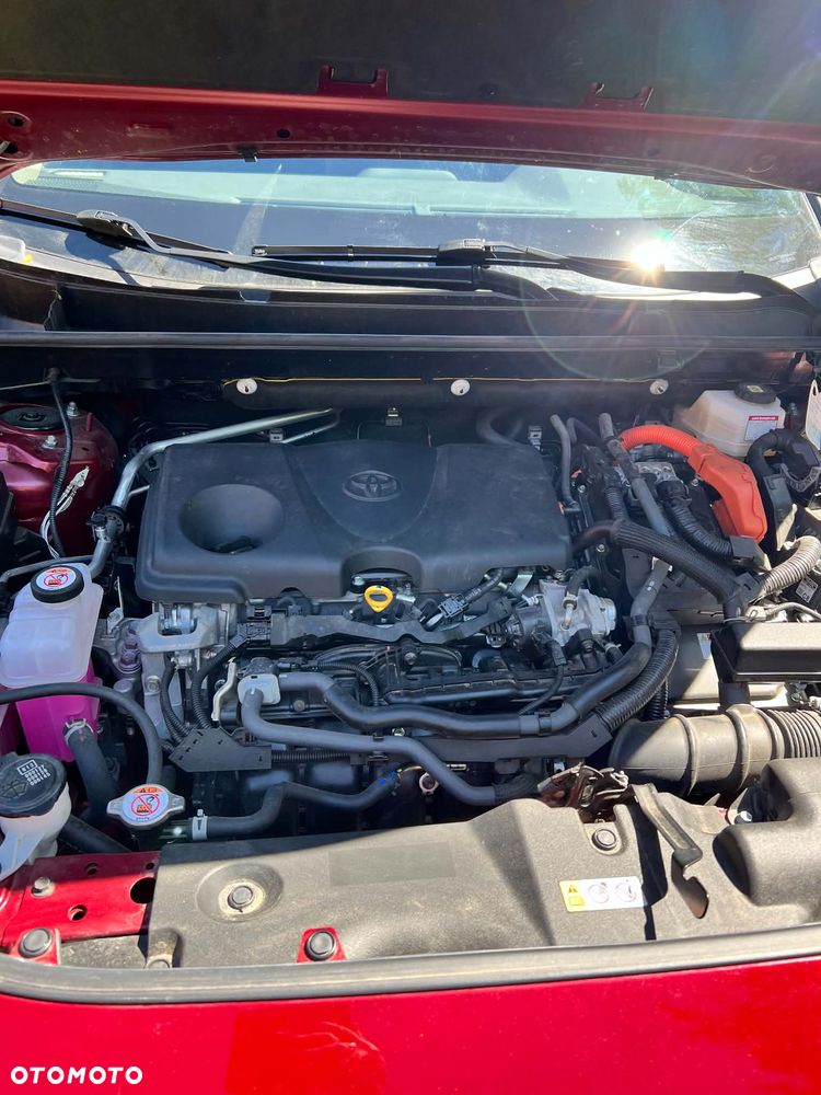 Toyota RAV4 - 10
