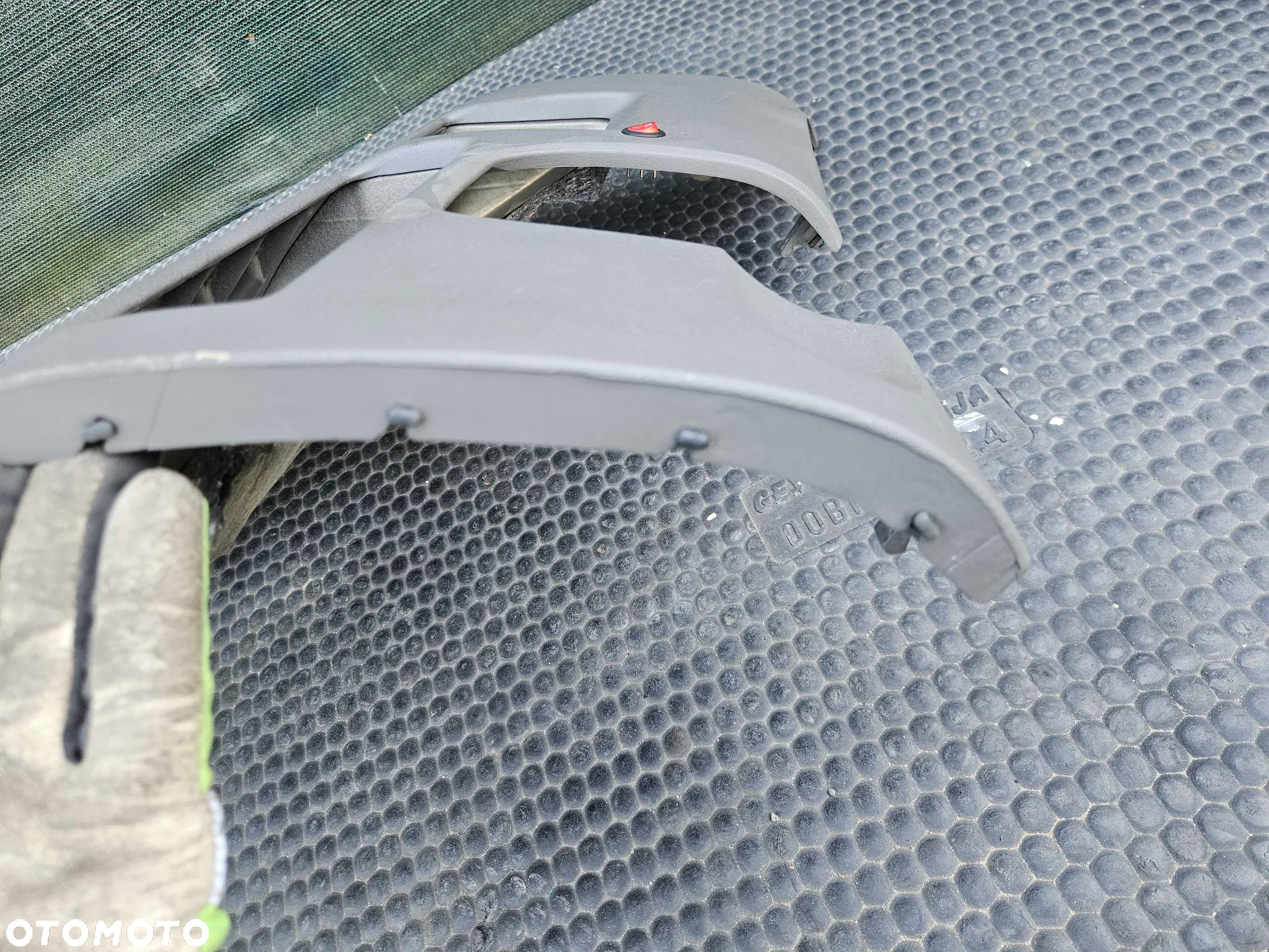 Schowek 8E1863075C Kierowcy Szary Swing Oslona pod Kierownice Europa Audi A4 B6 B7 - 20