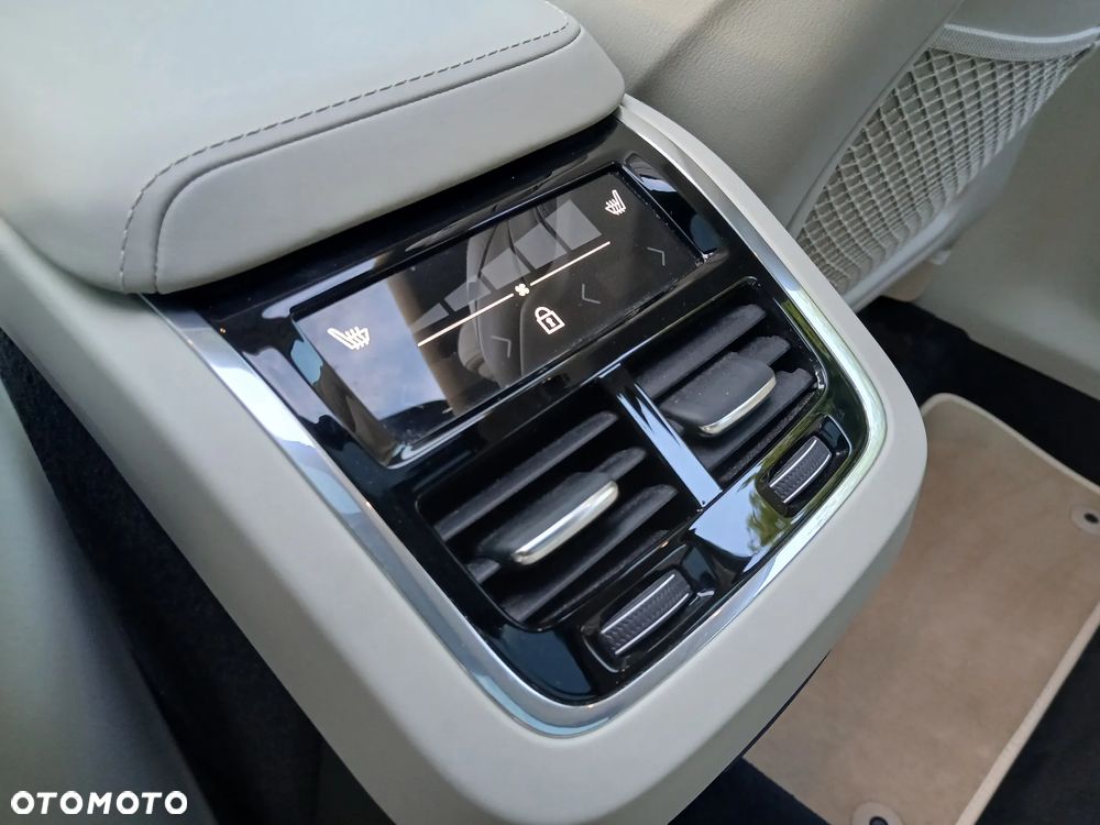 Volvo XC 60 T6 AWD Inscription - 23