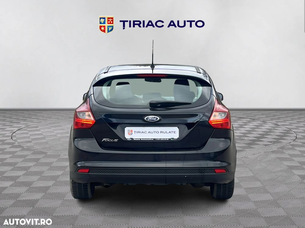 Ford Focus - 4