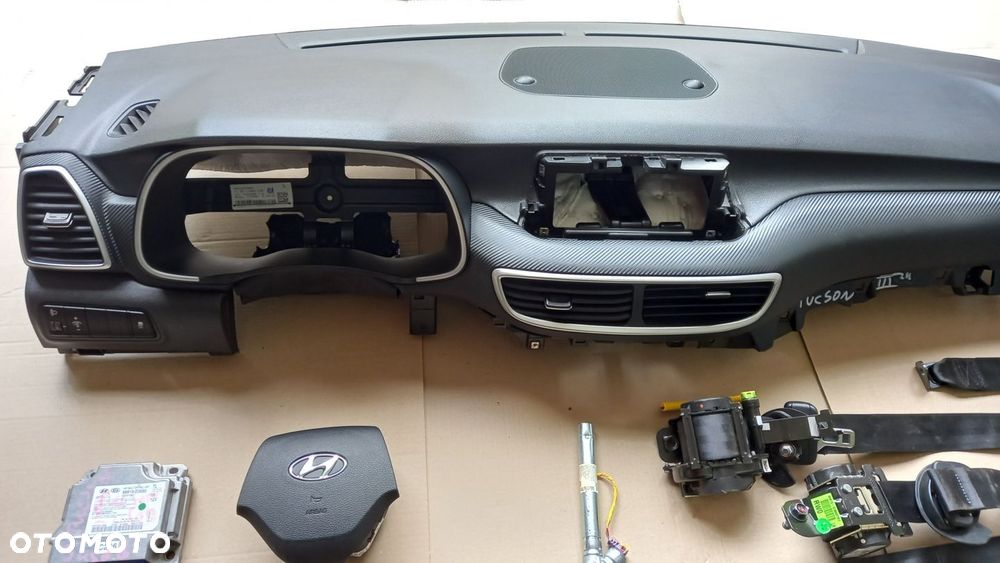 HYUNDAI TUCSON III KONSOLA DESKA ROZDZIELCZA PULPIT AIR BAG PASY KPL - 2