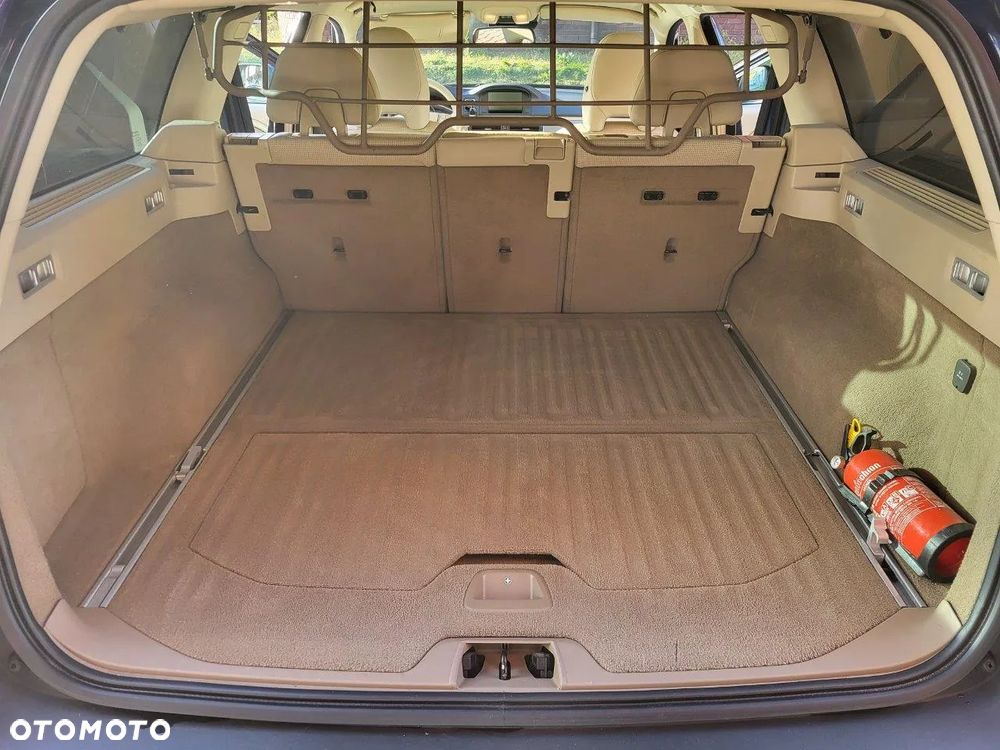 Volvo XC 70 D5 AWD Dynamic Summum - 29