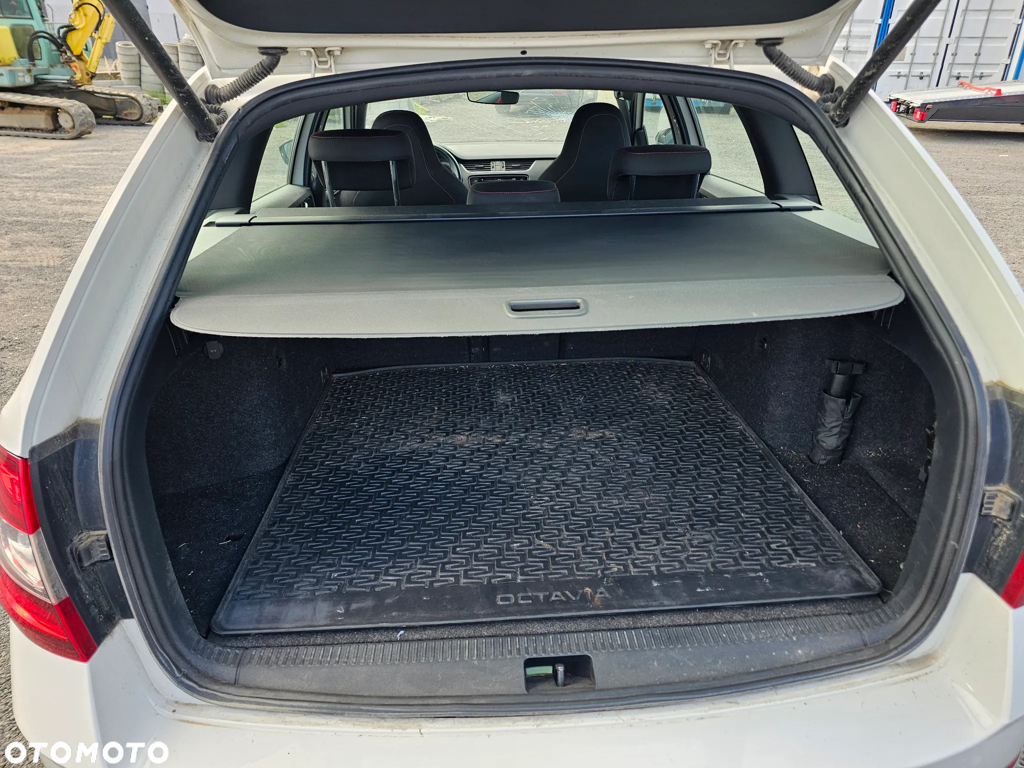 Skoda Octavia 2.0 TDI DSG Style - 20