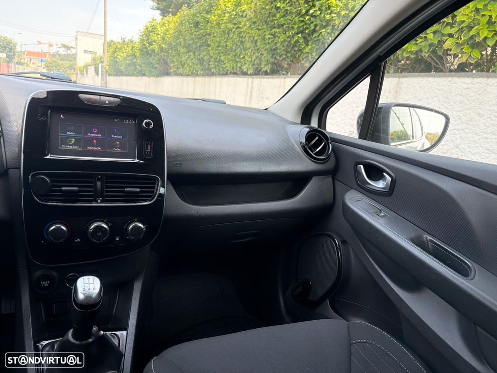 Renault Clio 0.9 TCe Limited Edition - 22