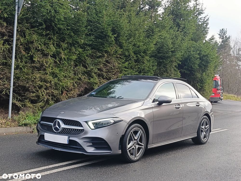 Mercedes-Benz Klasa A 250 e 8G-DCT AMG Line - 3