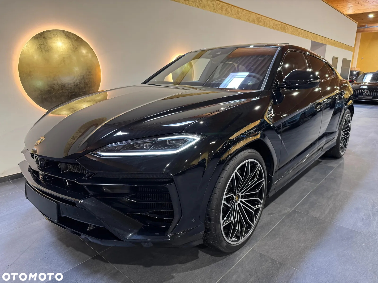 Lamborghini Urus - 3
