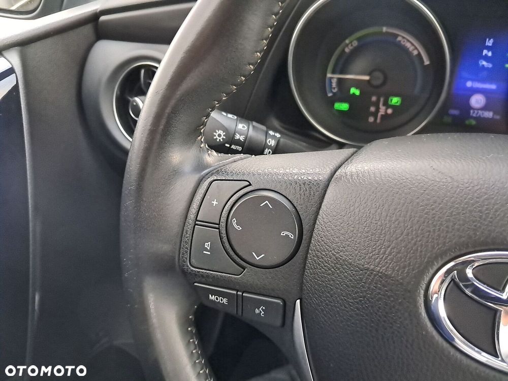 Toyota Auris Hybrid 135 Premium - 23