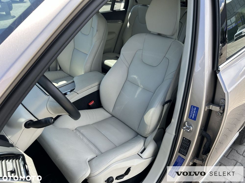 Volvo XC 90 - 15