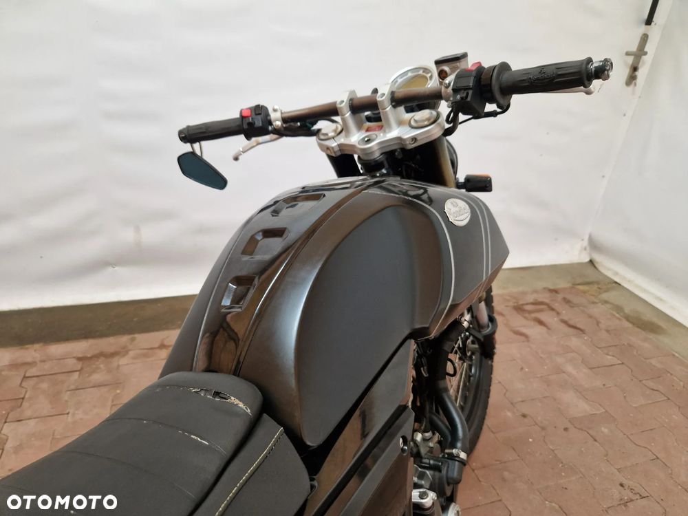 Mondial HPS 125 - 23