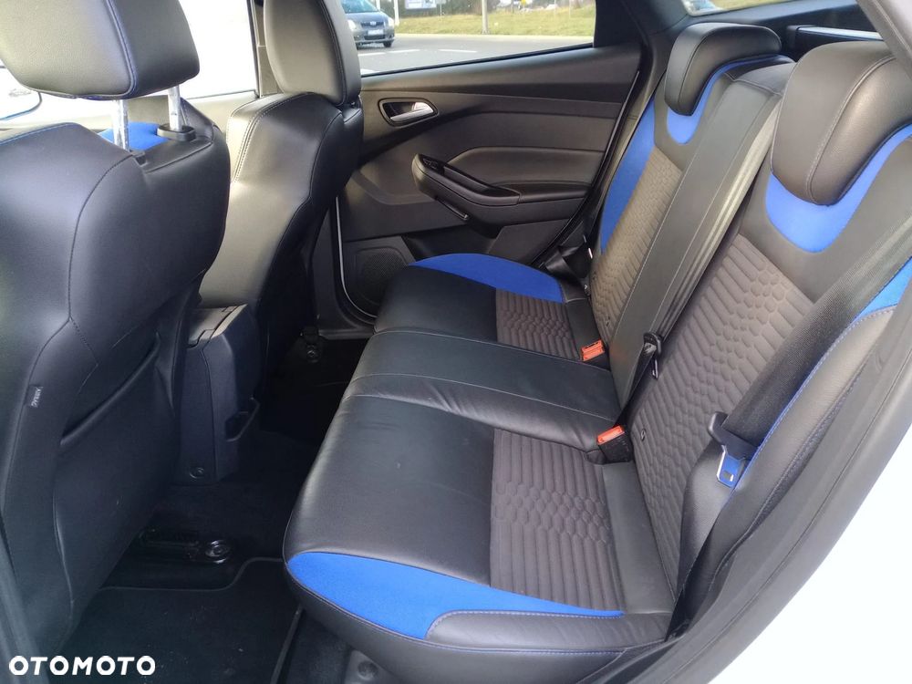 Ford Focus ST - 22