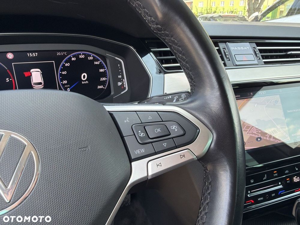 Volkswagen Passat - 24