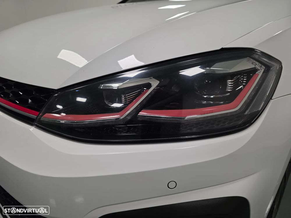 VW Golf 2.0 TSI GTI DSG Performance - 10