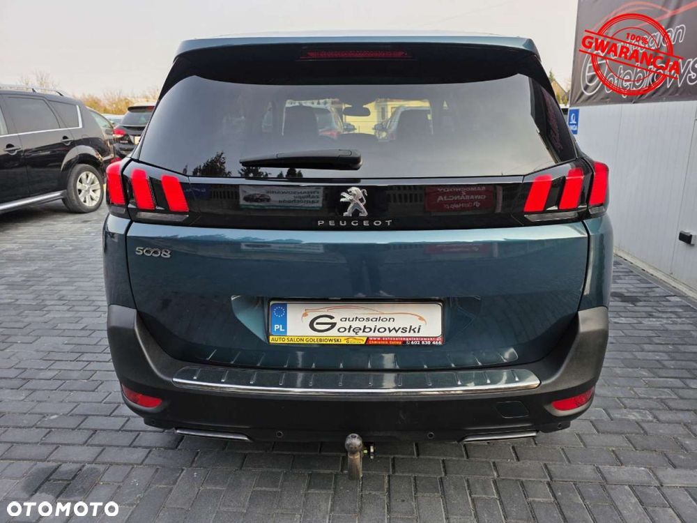 Peugeot 5008 - 9
