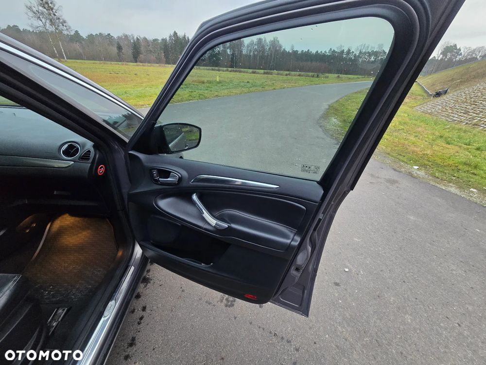 Ford S-Max 2.0 TDCi Titanium - 30