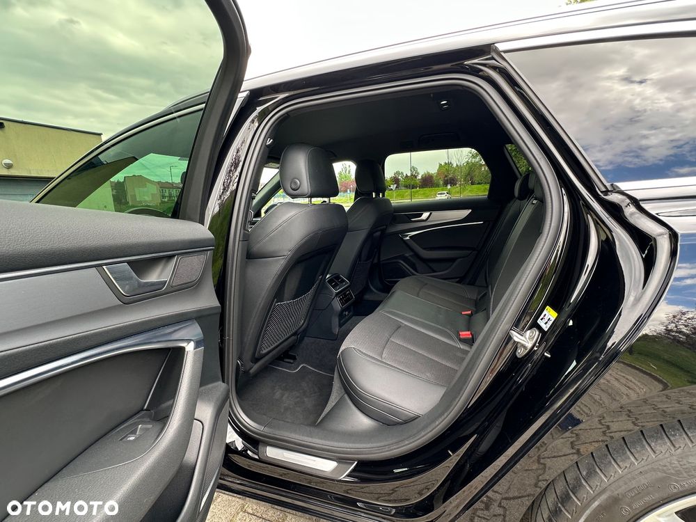 Audi A6 Avant 40 TDI quattro S tronic S line - 23