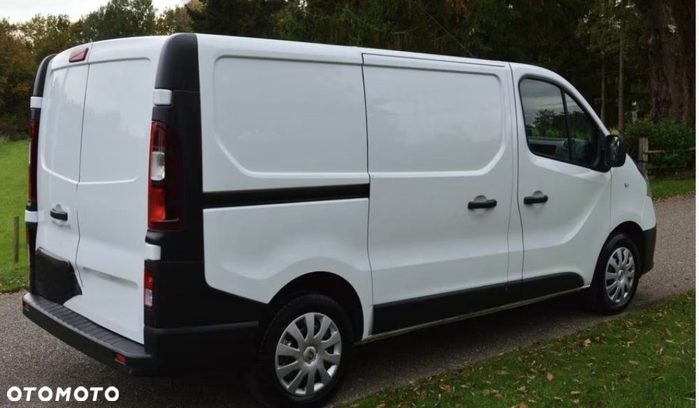 Renault Trafic ENERGY Start & Stop Combi L1H1 Expression - 8