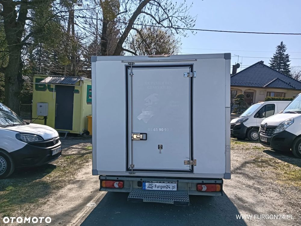 KONTENER IZOTERMA CHŁODNIA CARRIER XARIOS 200 NR 909 - 2