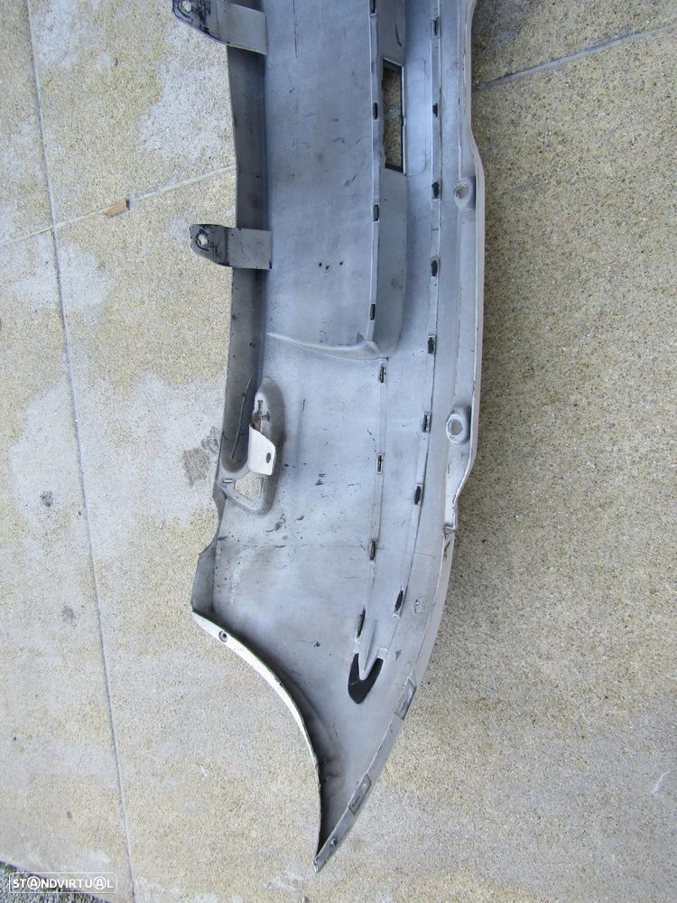 Para-choques Fiat Punto  tras ano 2004 (3 portas ) - 5