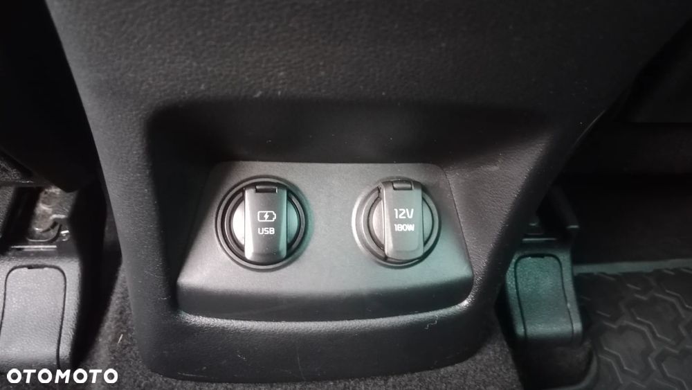 Kia Sportage 1.6 GDI 2WD Dream-Team Edition - 20