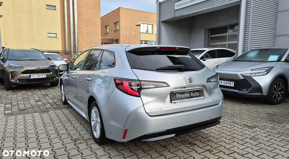 Suzuki Swace 1.8 Hybrid Premium Plus CVT - 4