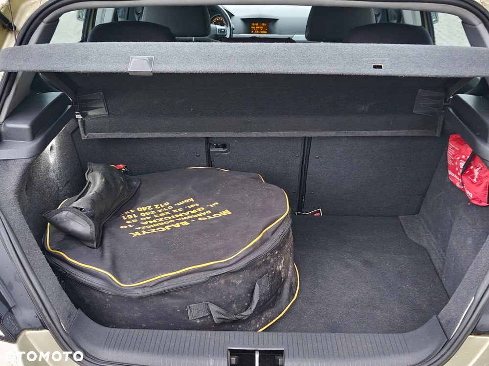 Opel Astra 1.4 Enjoy - 16