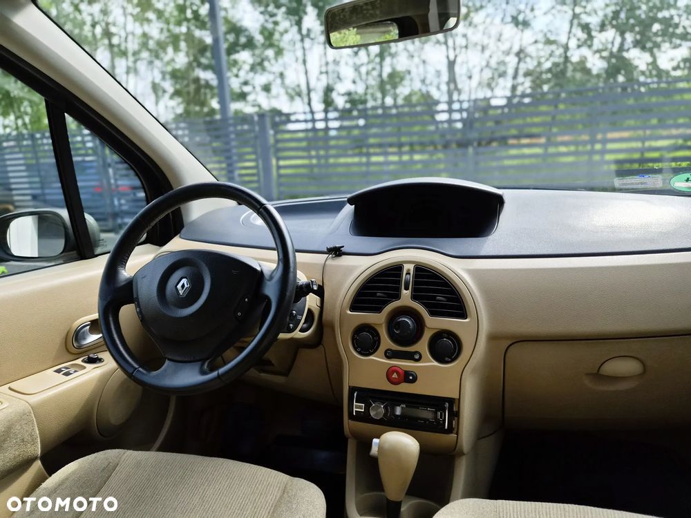 Renault Modus - 18