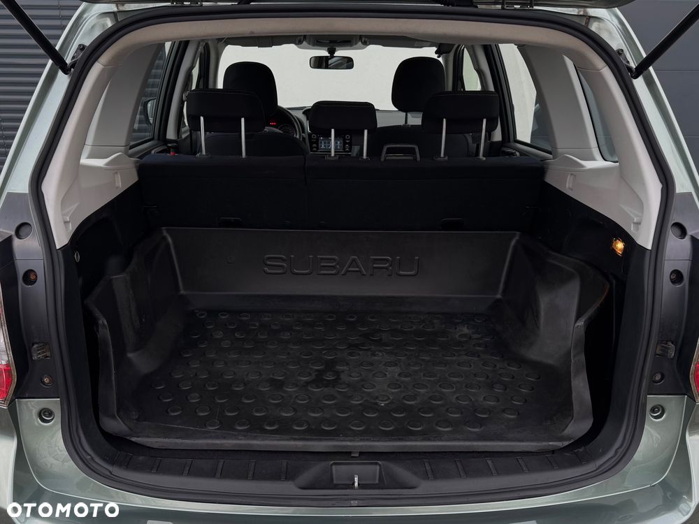 Subaru Forester 2.0 D Active - 34