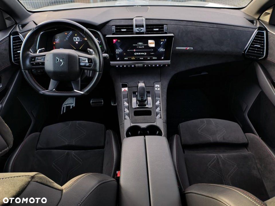 DS Automobiles DS 7 Crossback - 23